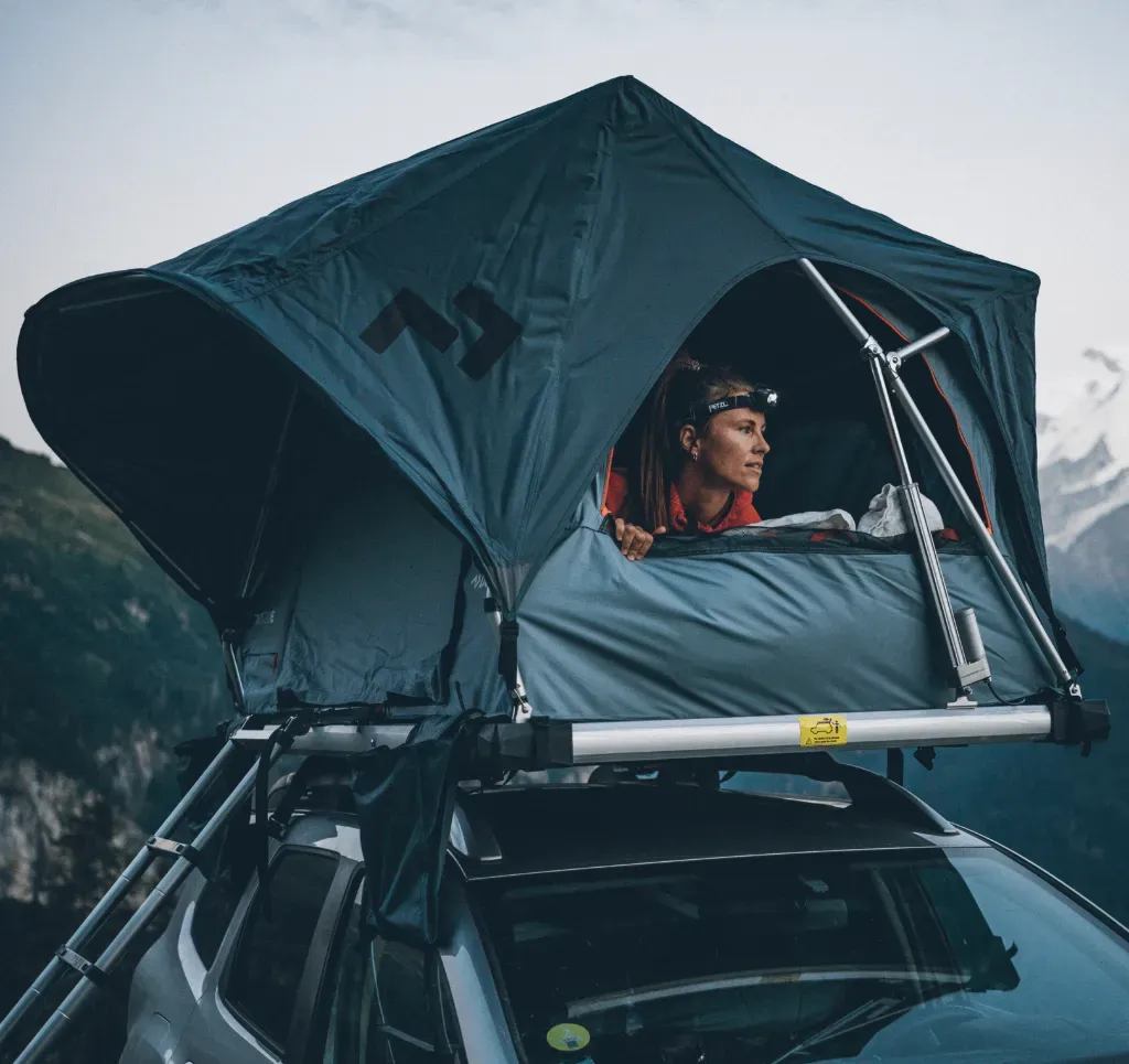 namiot-na-dach-samochodu